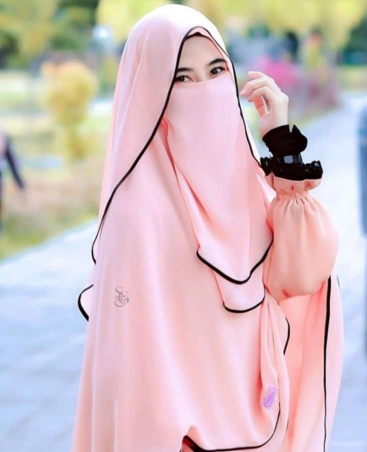 Cute Hijab Girl DP