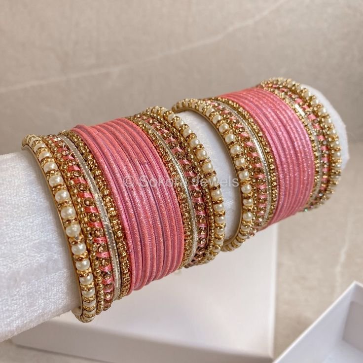 Pink Bangles Dpz